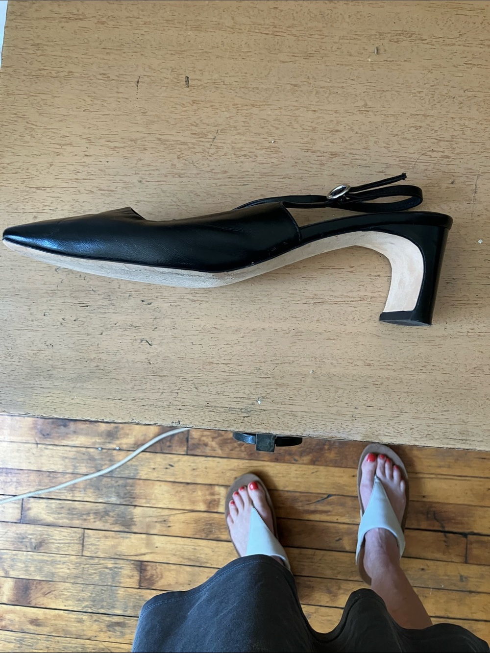 Aeyde, black open back, square toe, pump size 7 1/2 - Picture 4 of 7